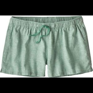 Patagonia Women's Island Hemp Baggies Shorts Green